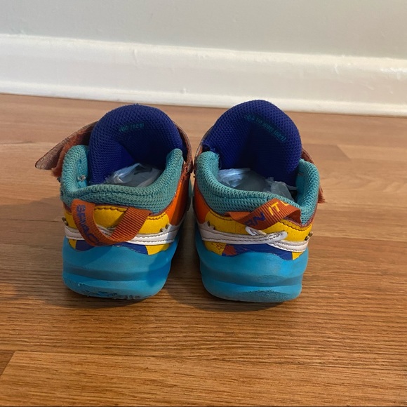 Youth Size 9C Nike Team Hustle D 10 SE x Space Jam: A New Legacy DH8054-001 - Picture 4 of 7